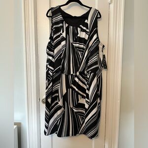 Tiana B Size 24W Black and White Abstract Print Dress